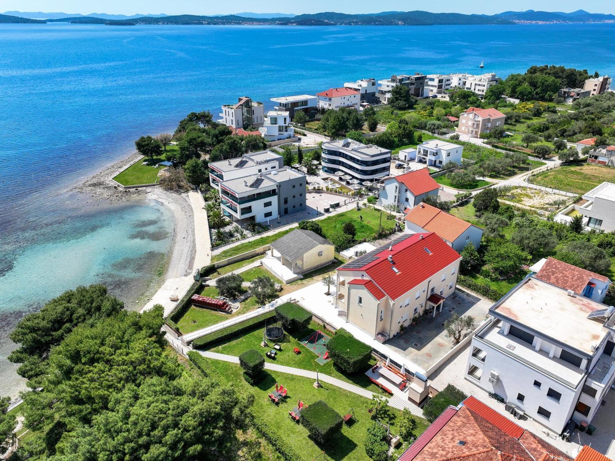 Apartments Becky On A Sandy Beach Without Crowd Sukošan Extérieur photo