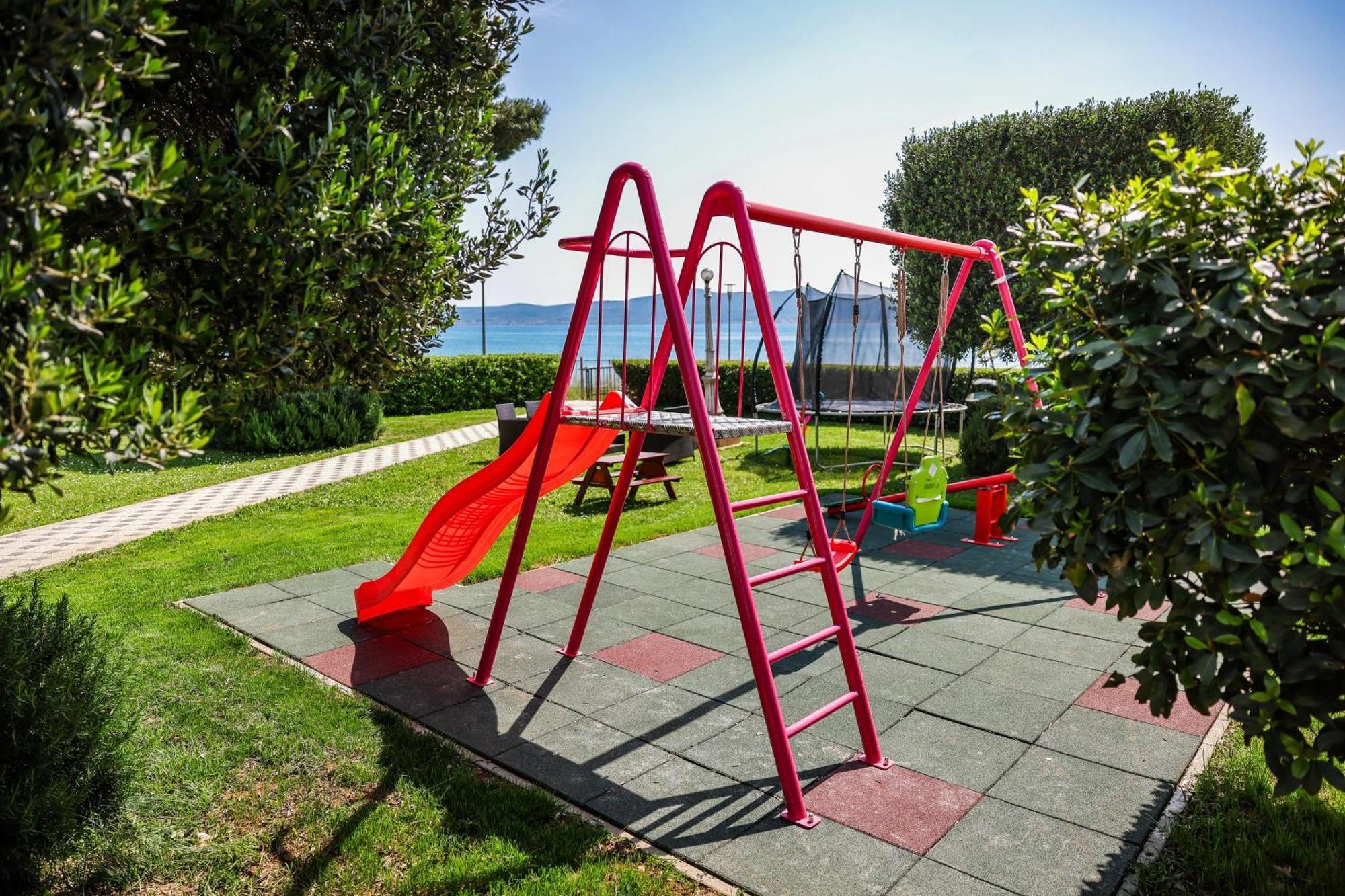 Apartments Becky On A Sandy Beach Without Crowd Sukošan Extérieur photo